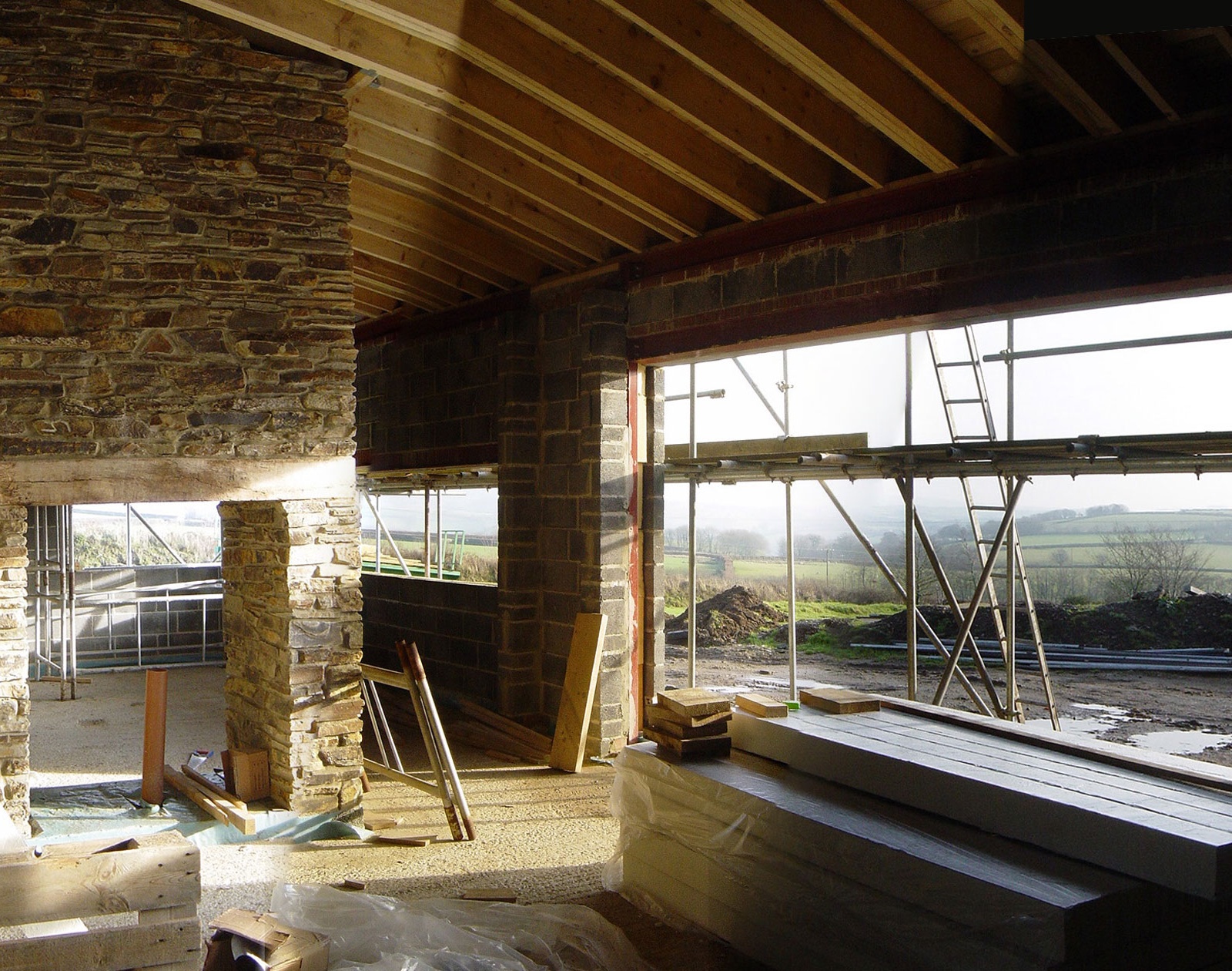 2500_002_pic_constructioninternal