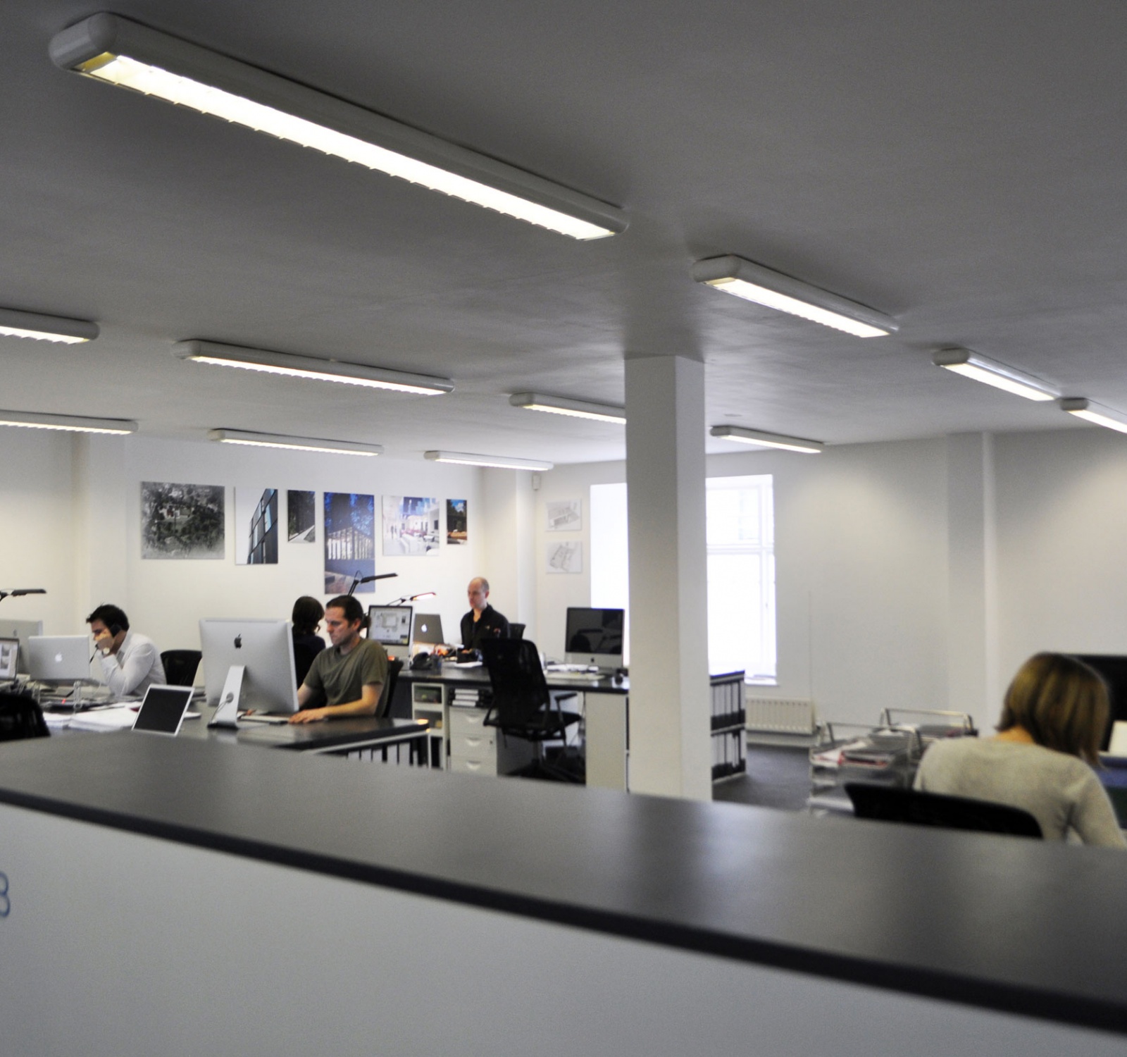 2500_000_pic_acboffice